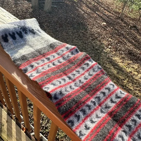 Pendleton Disney Mickey Mouse scarf